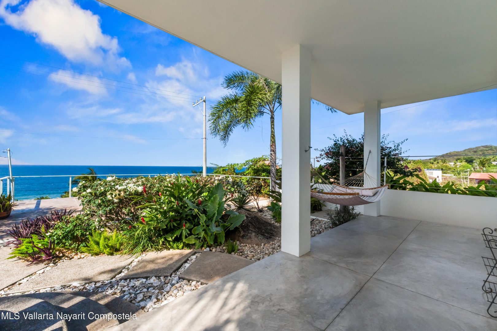 20251212060023592684000000-o