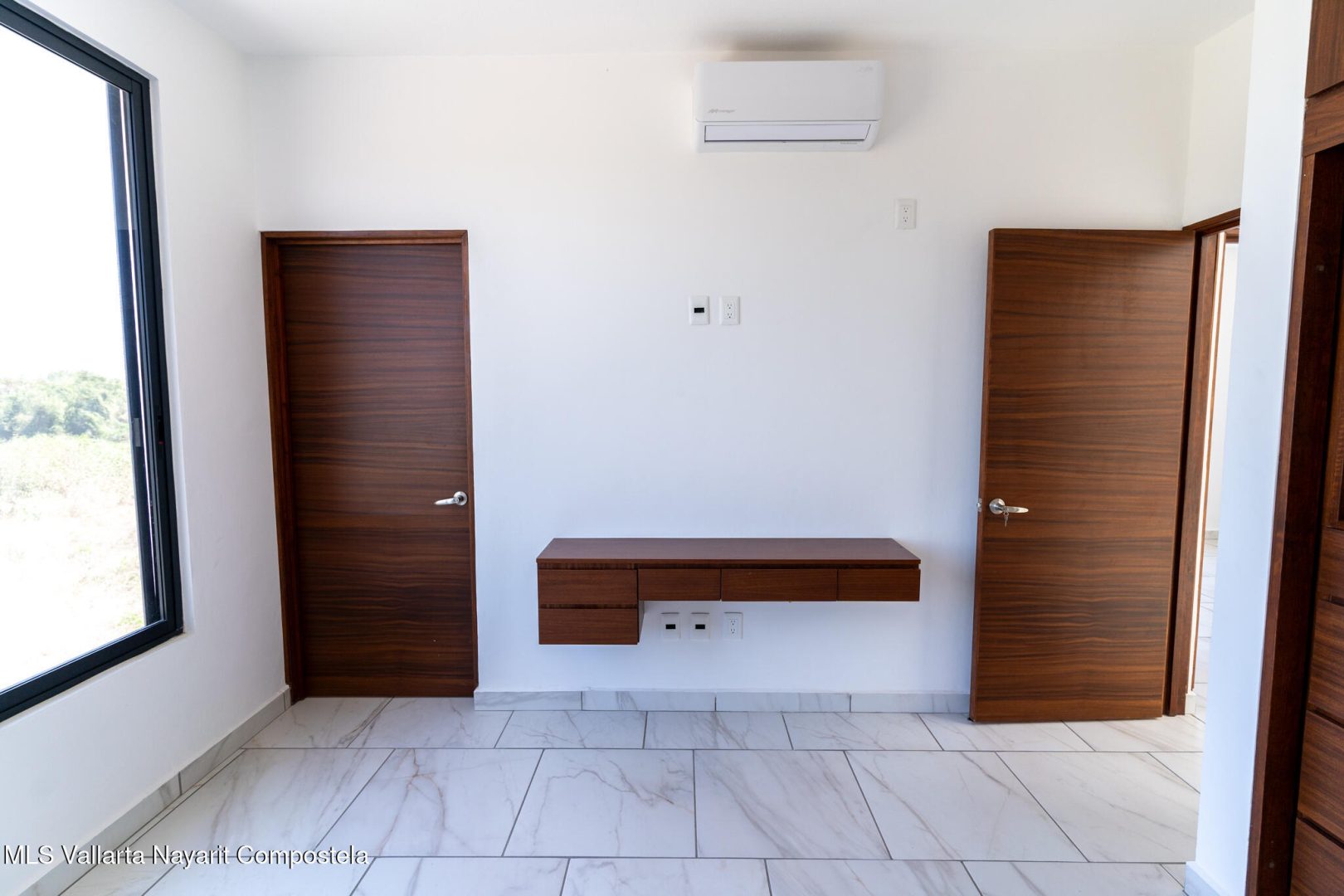 20251212213506145938000000-o