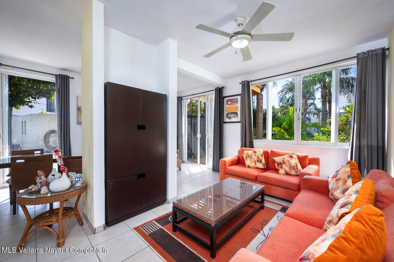 20251212234021645759000000-o