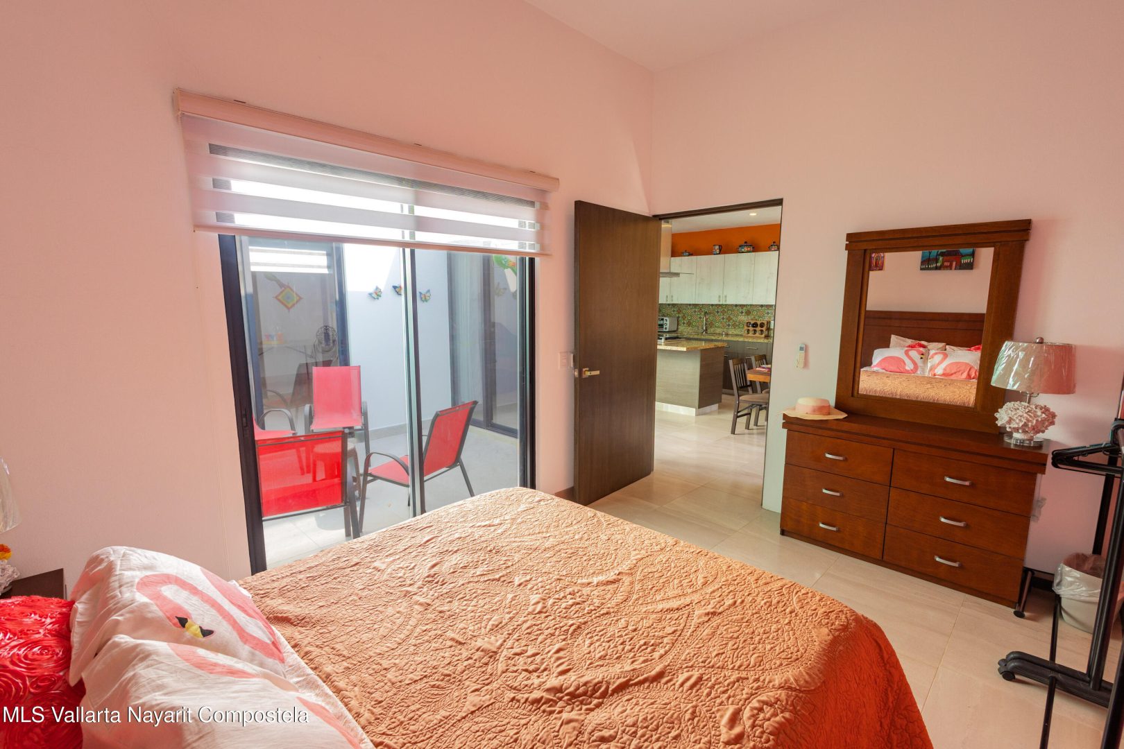 20251215170810528932000000-o