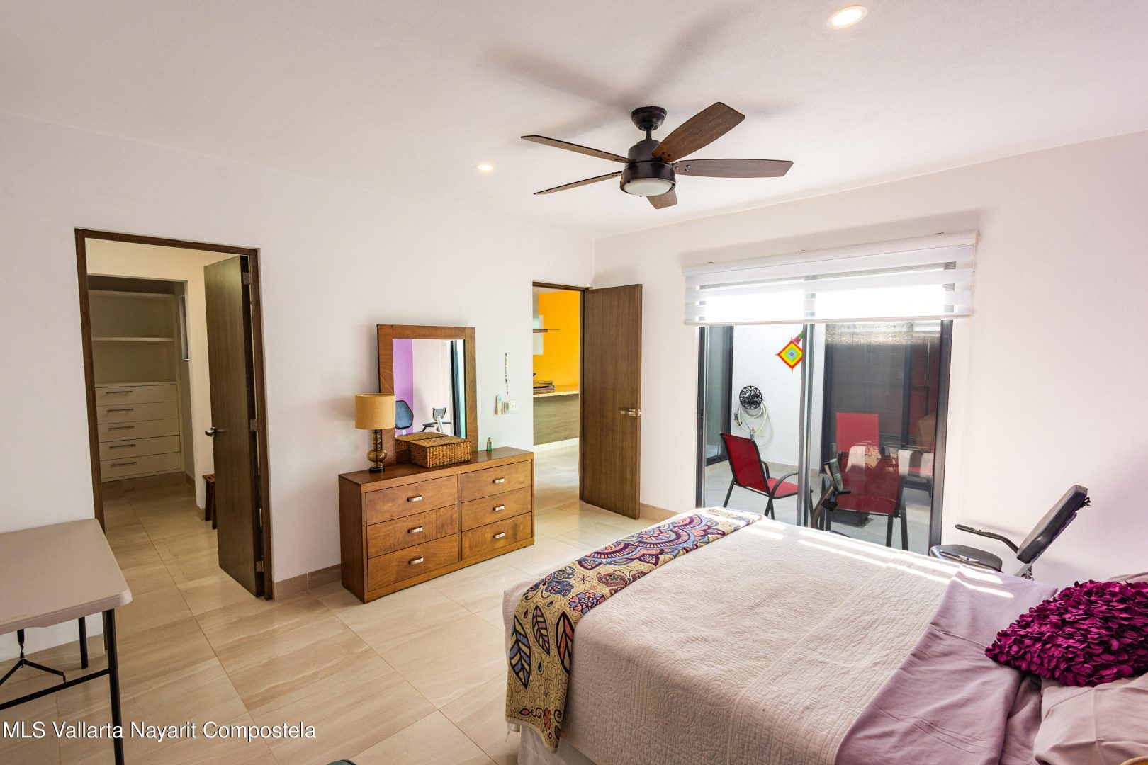 20251215170830442144000000-o