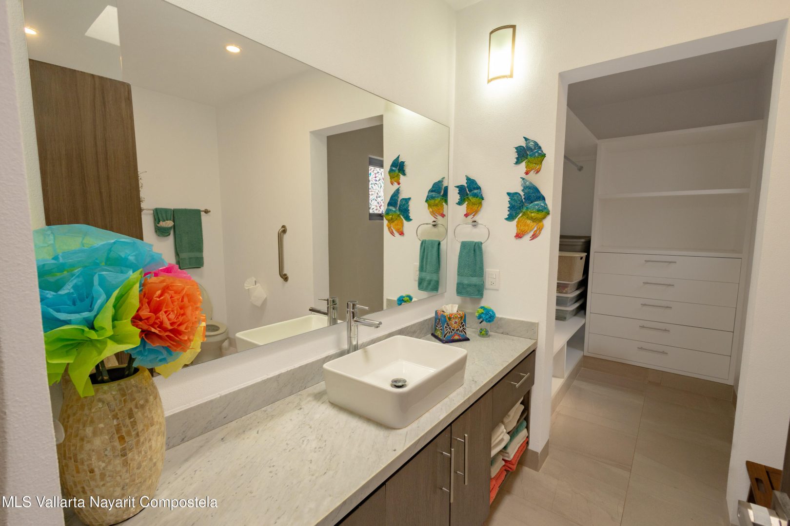 20251215170833756077000000-o