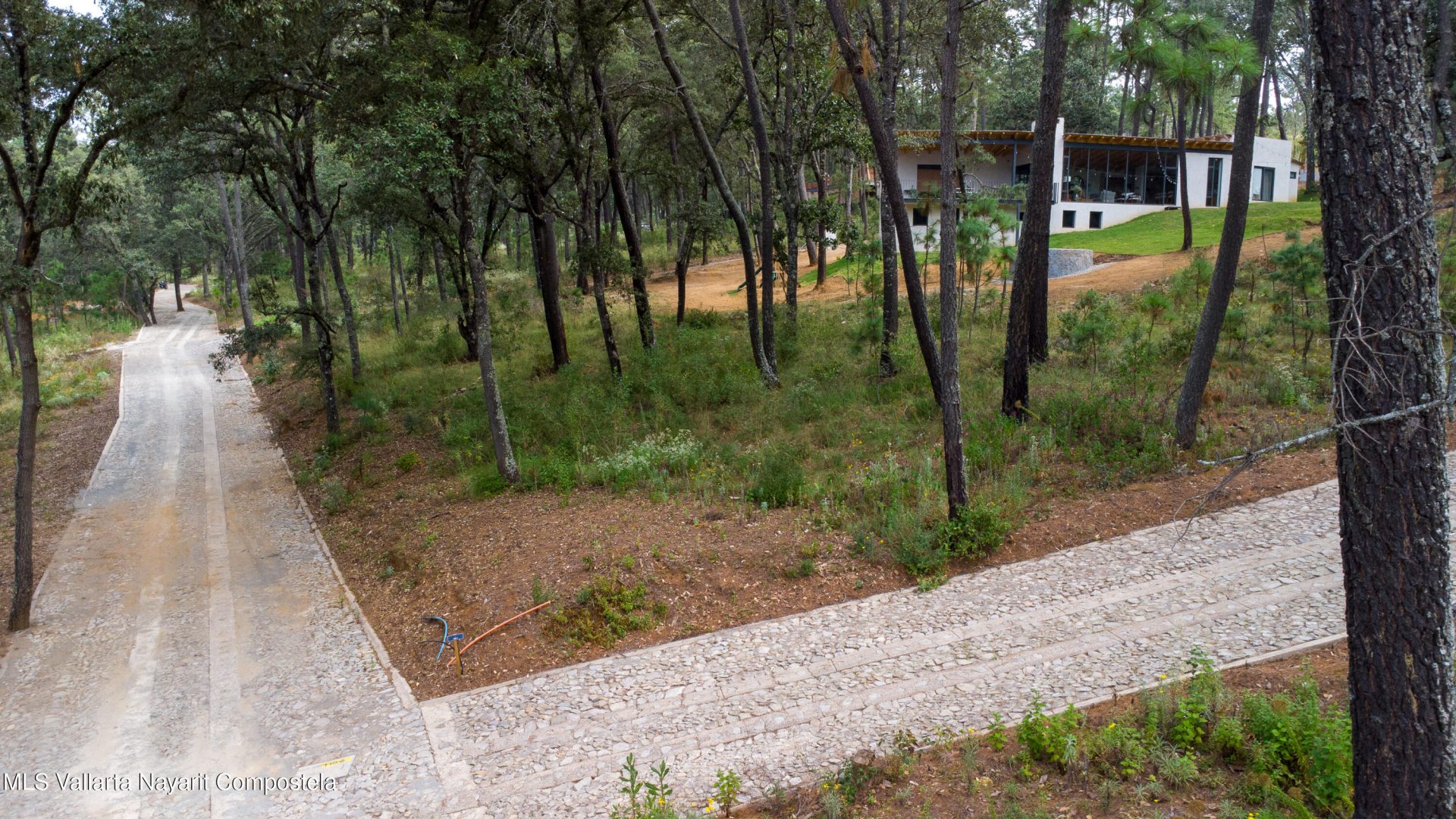 20251215230728136999000000-o