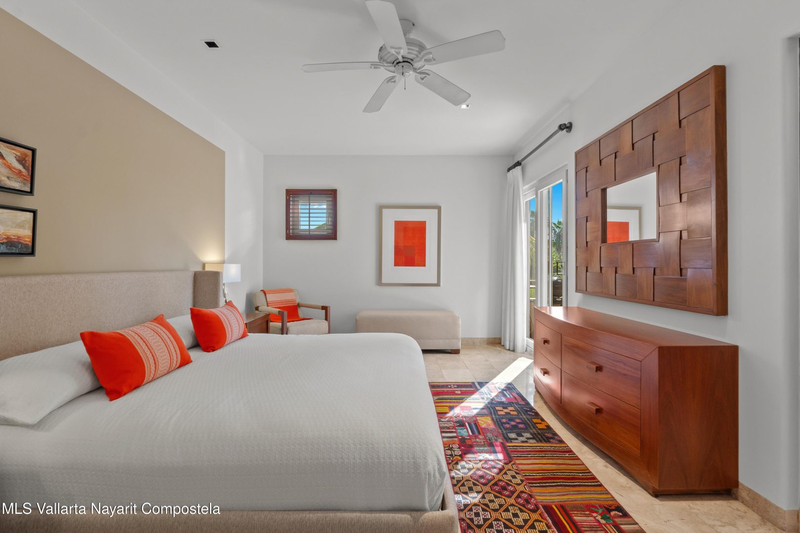 20251215234029740777000000-o