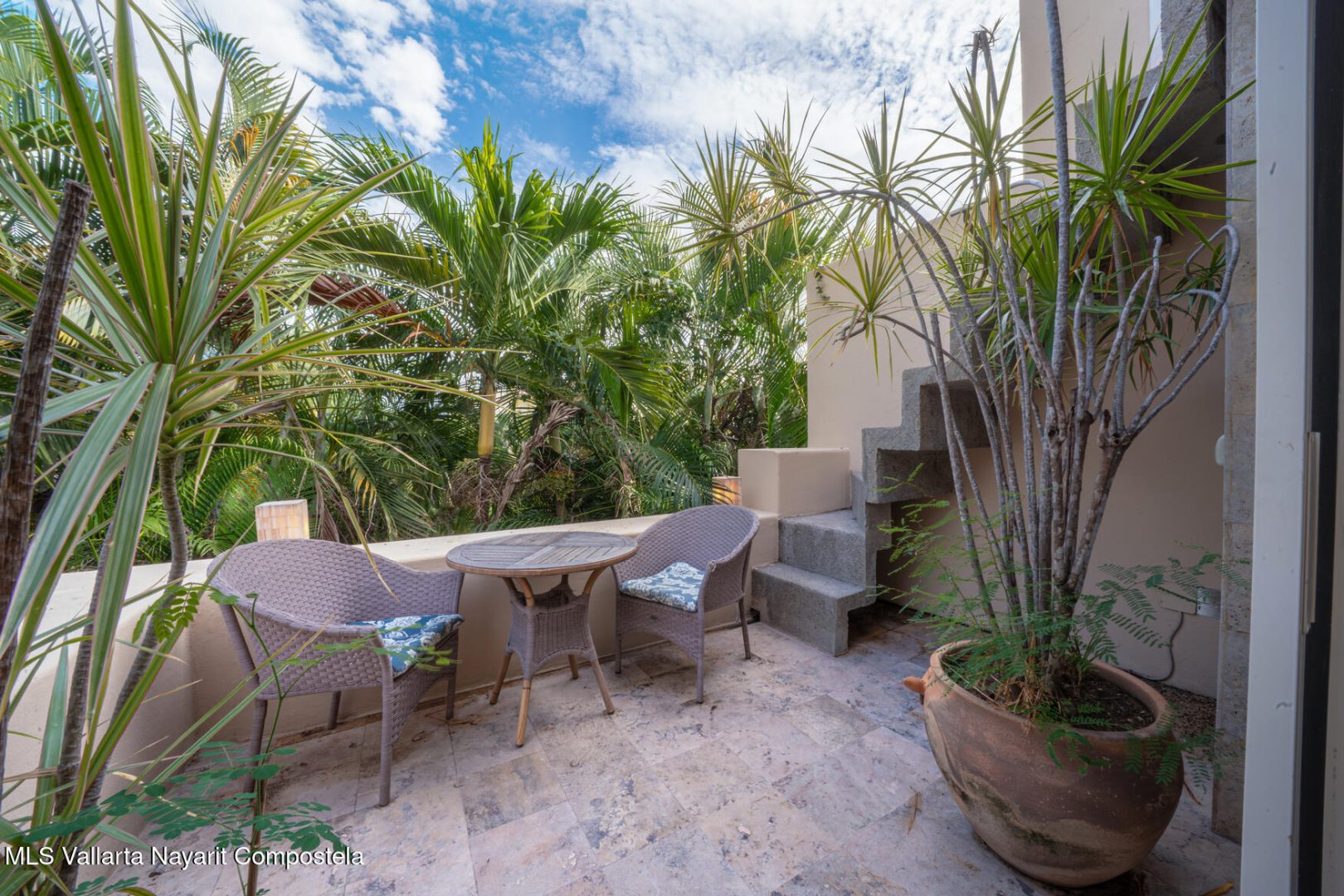 20251216161558741681000000-o