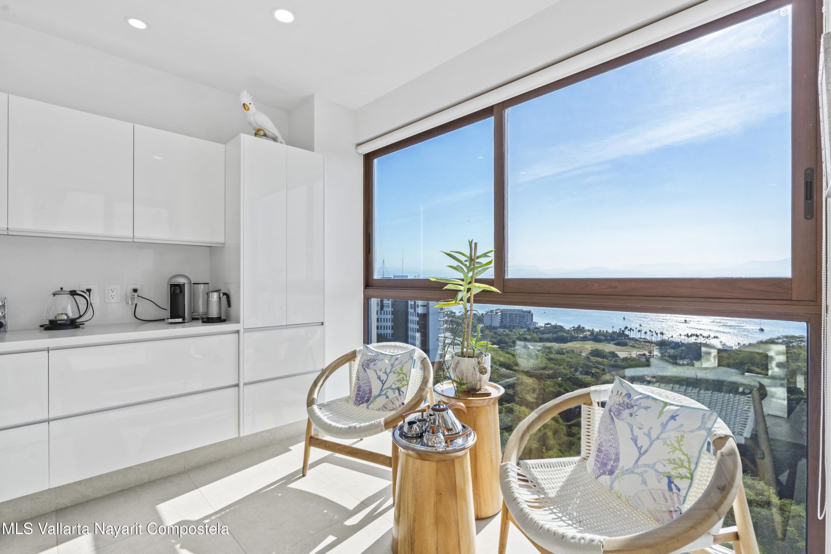 20251216164353340405000000-o