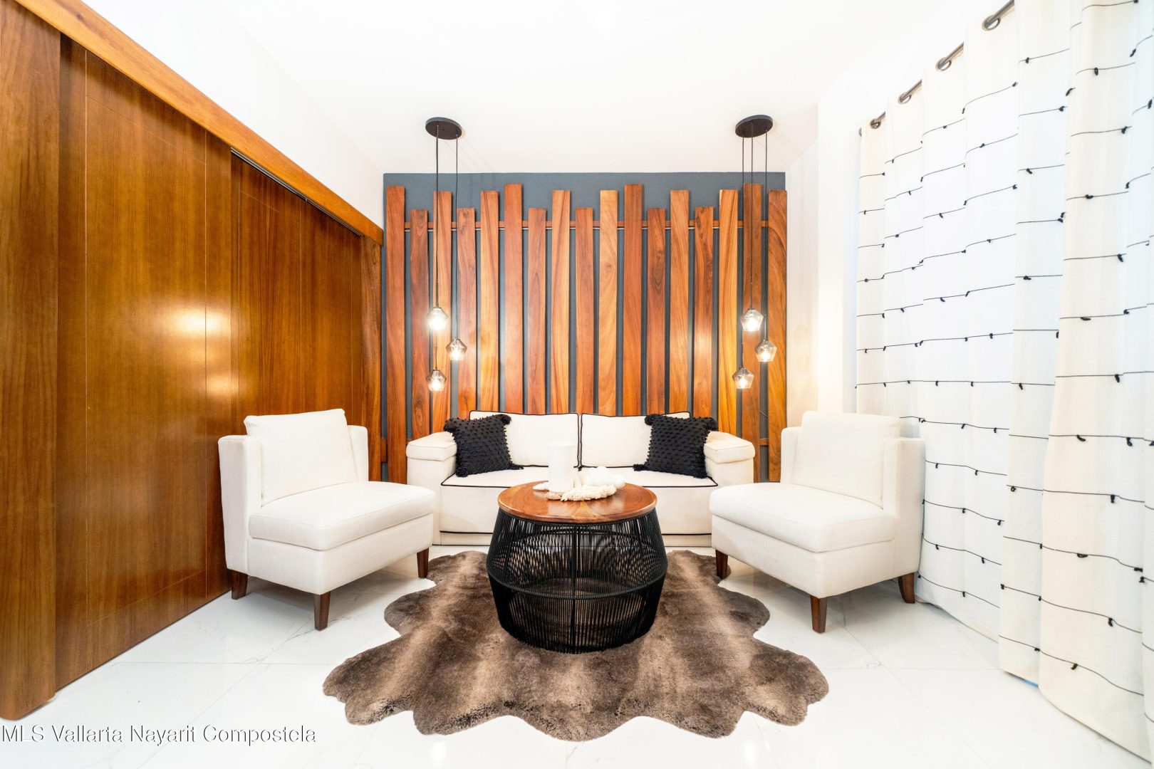 20251216180618861459000000-o