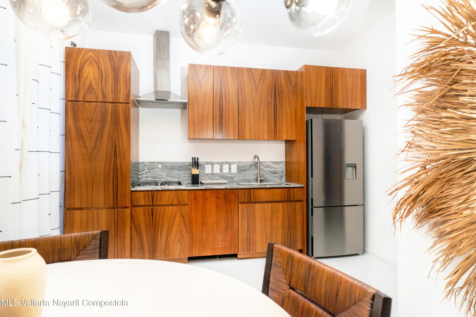 20251216180623189632000000-o