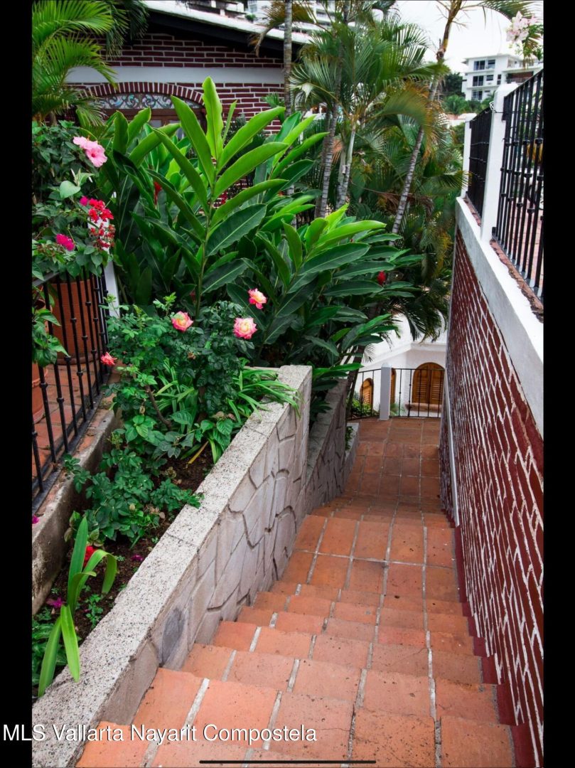 20251217202149525962000000-o