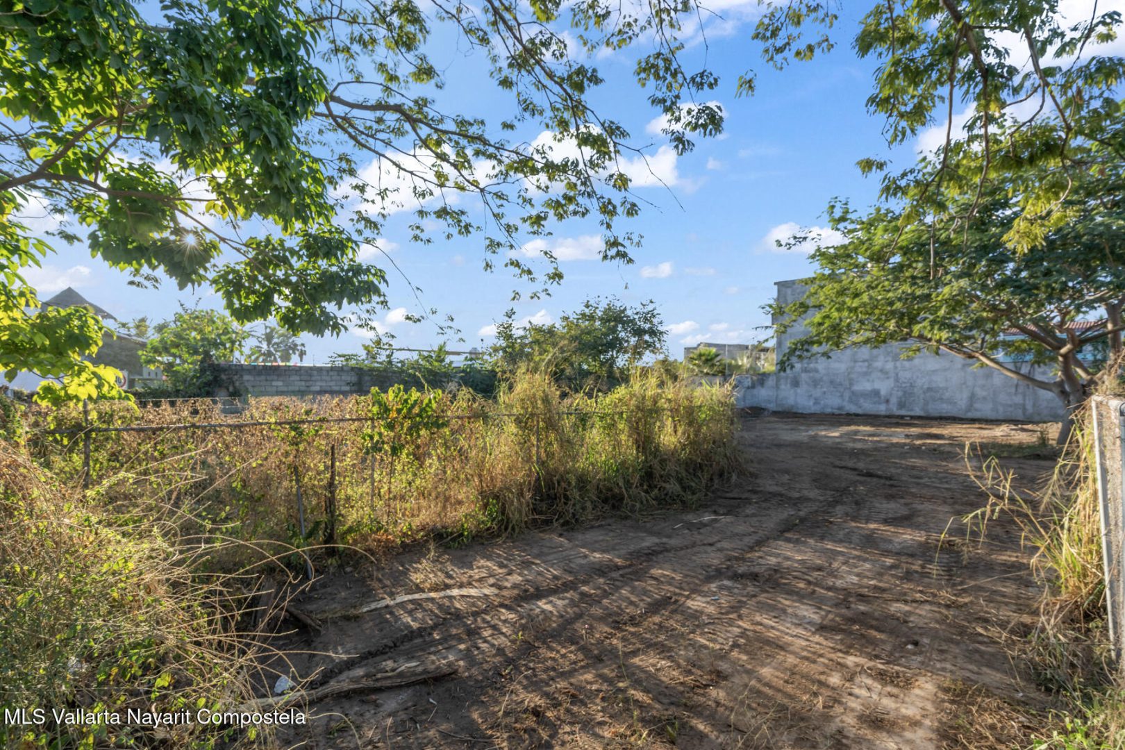 20251218162407639760000000-o