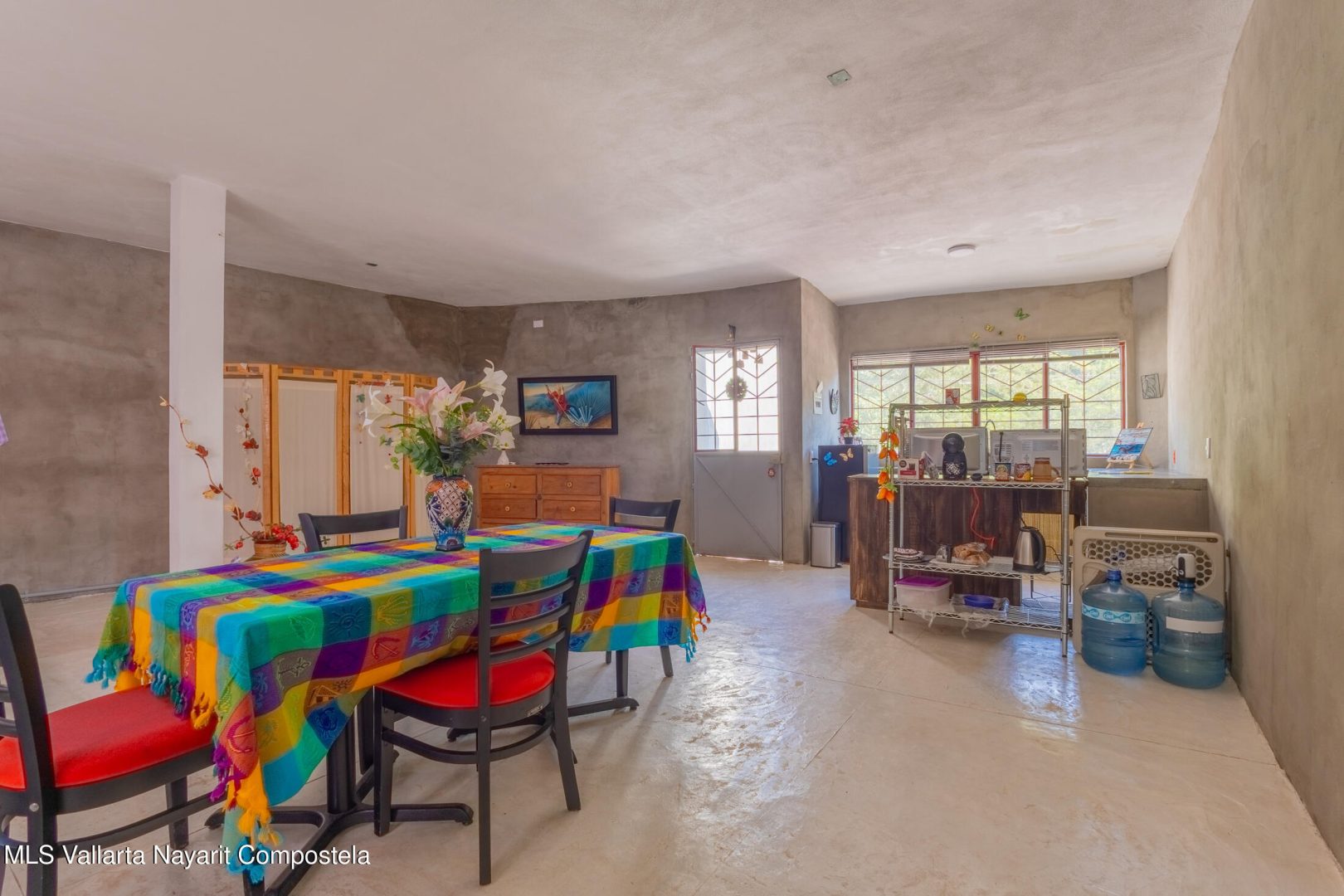 20251218231159000606000000-o