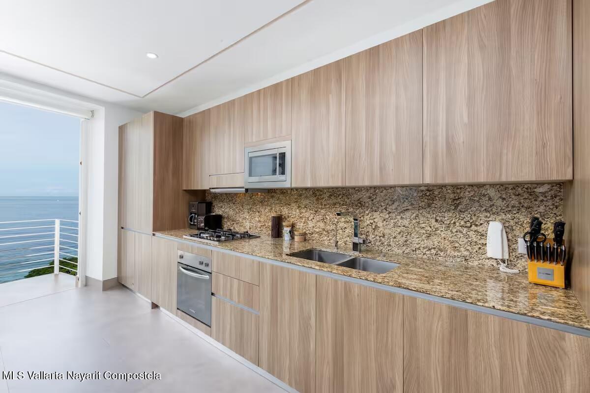 20251220123835126978000000-o