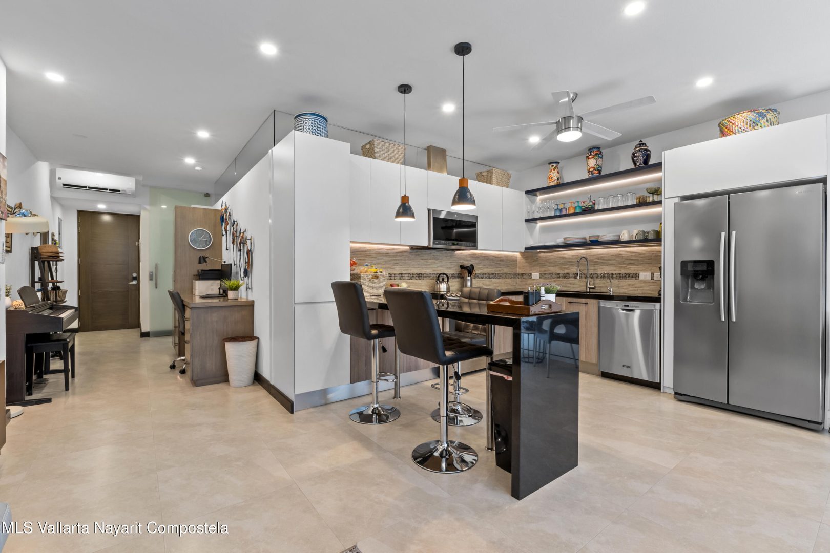 20251222143928065441000000-o