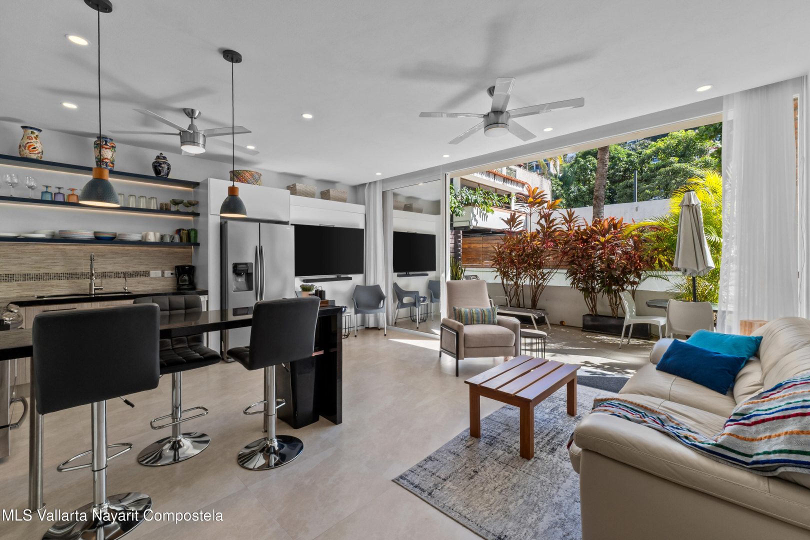 20251222143945578260000000-o