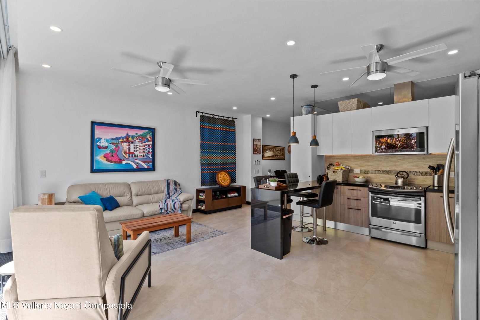 20251222143958962311000000-o