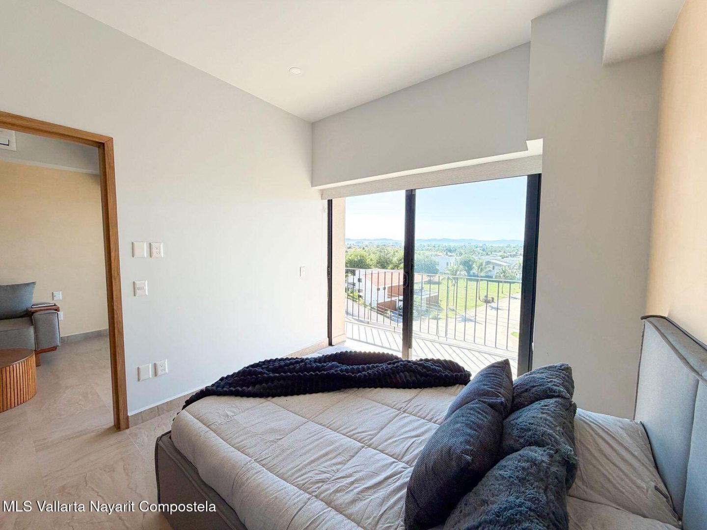 20251222171730153857000000-o