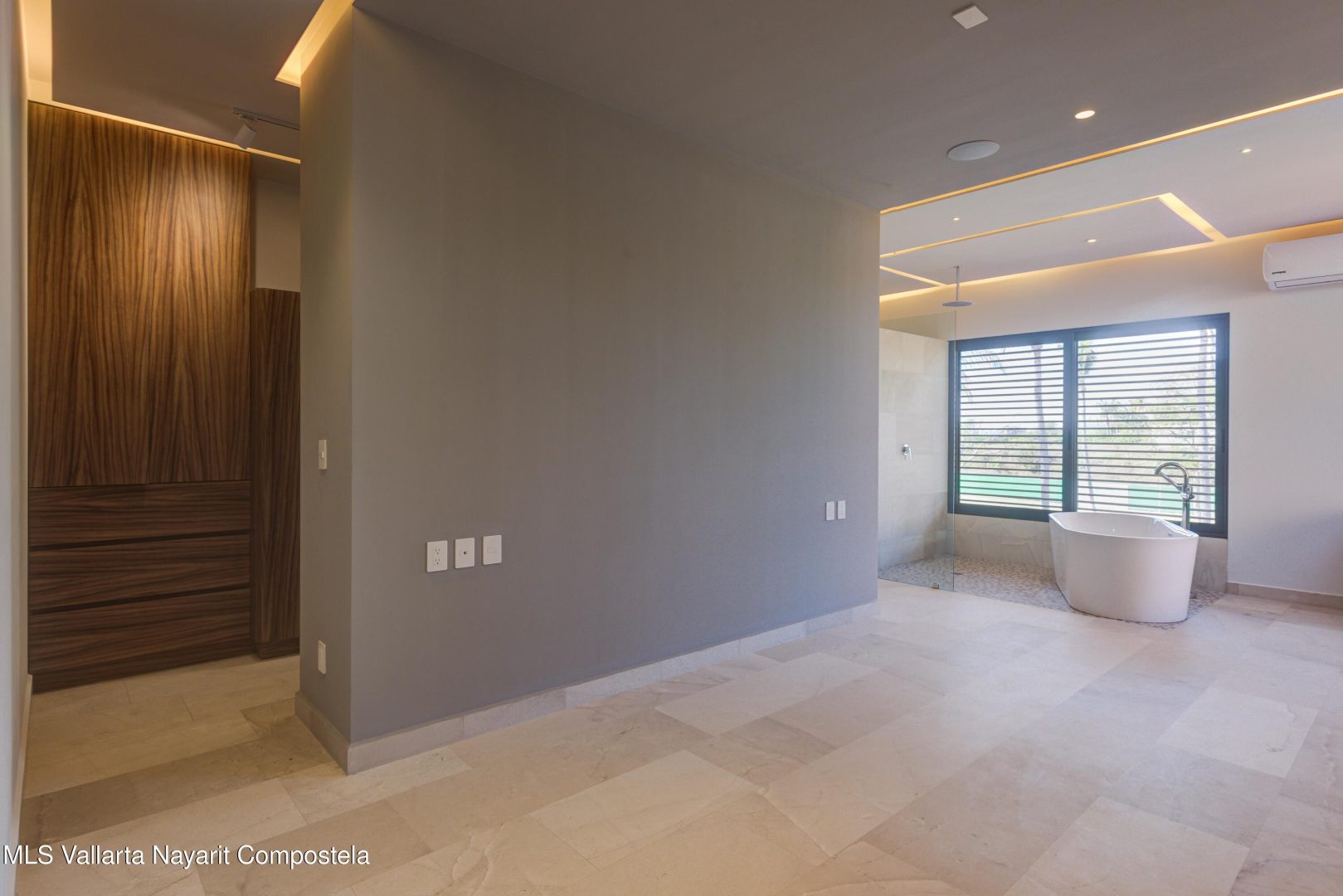 20251222173357145280000000-o