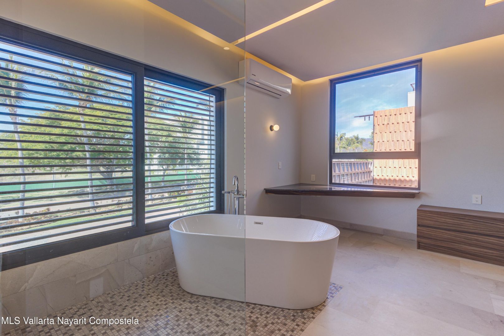 20251222173413961317000000-o