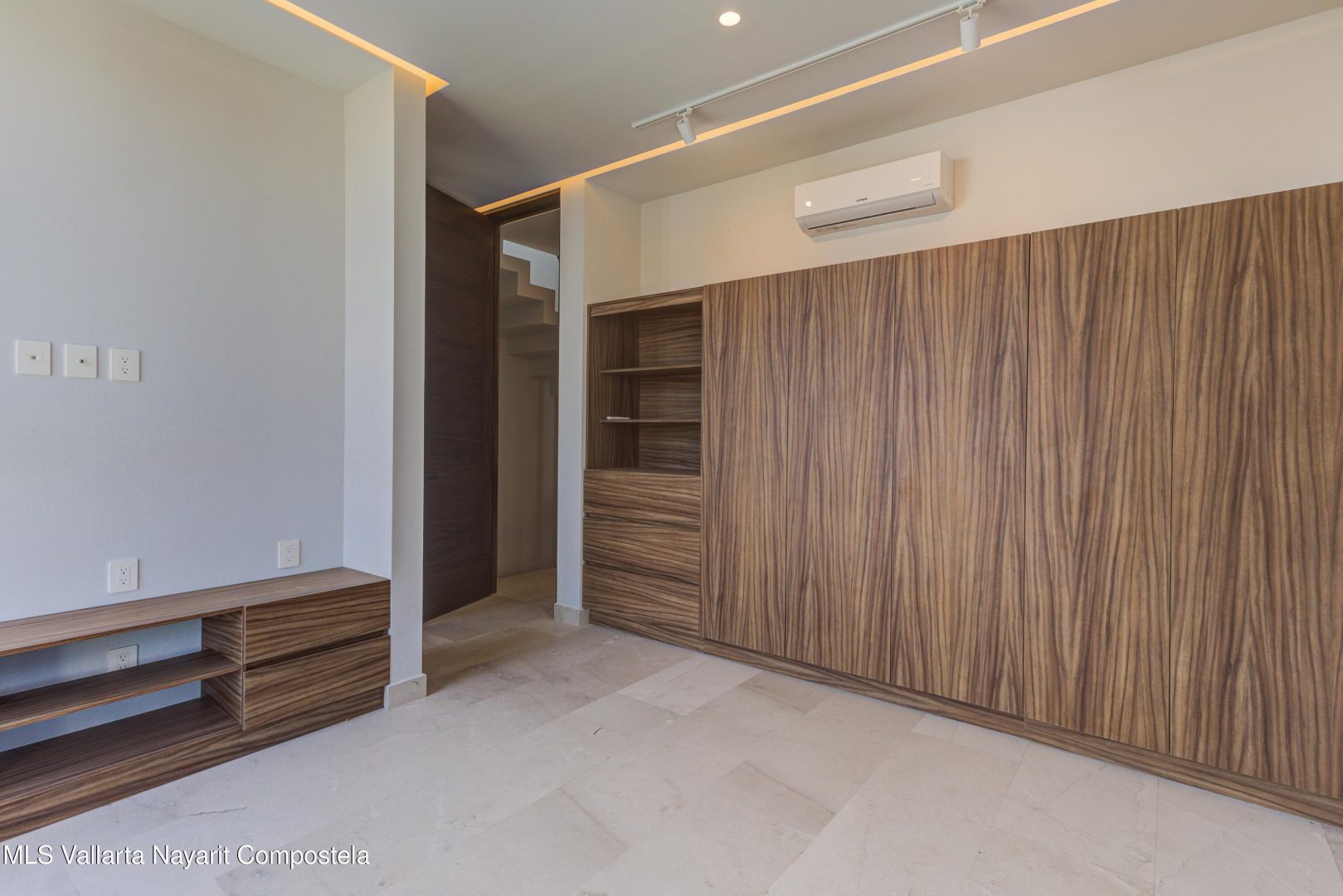 20251222173438652824000000-o