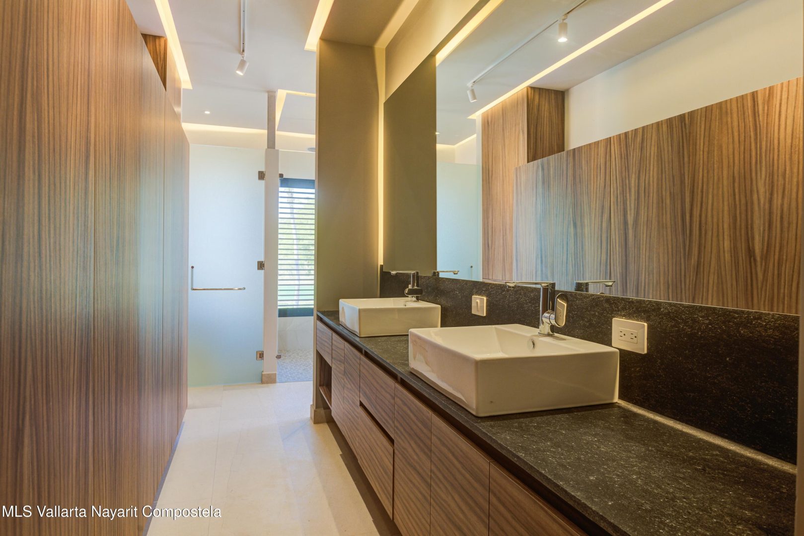 20251222173443786957000000-o