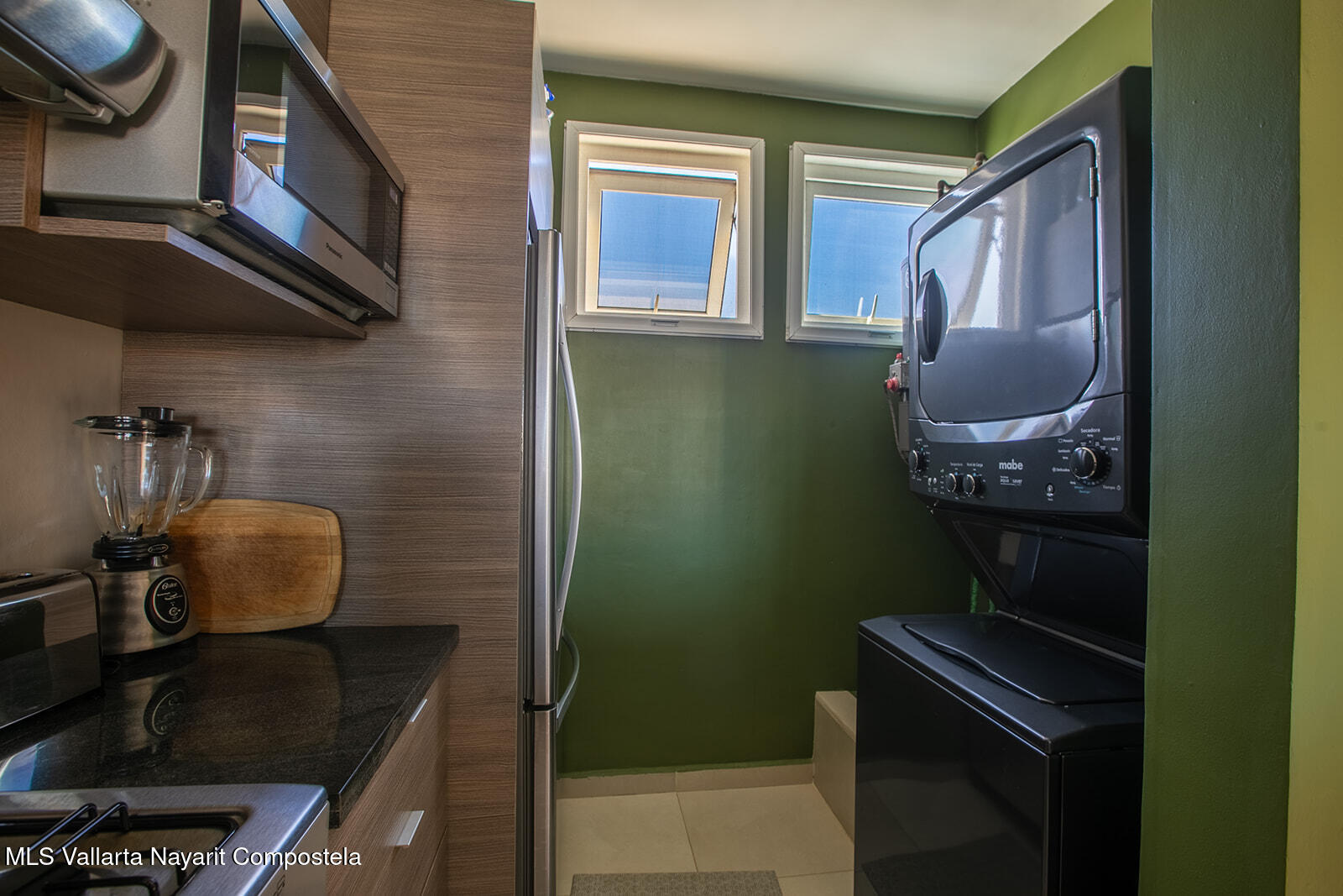 Jules Sanderson – Acosta Realty