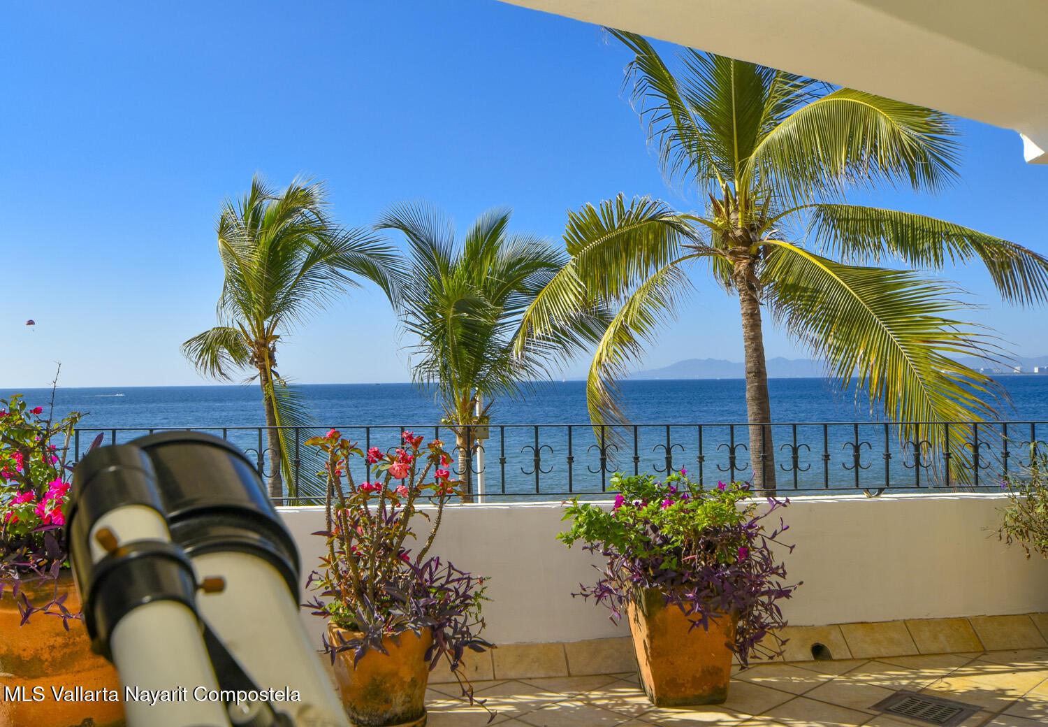 20251223011702524328000000-o