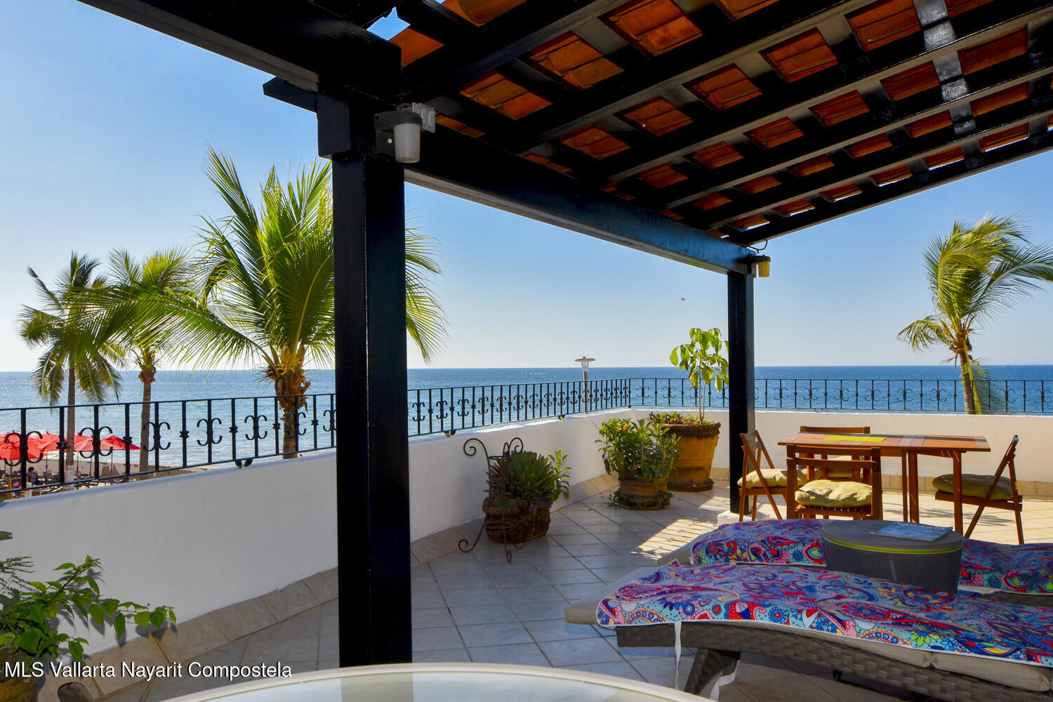 20251223011703830016000000-o