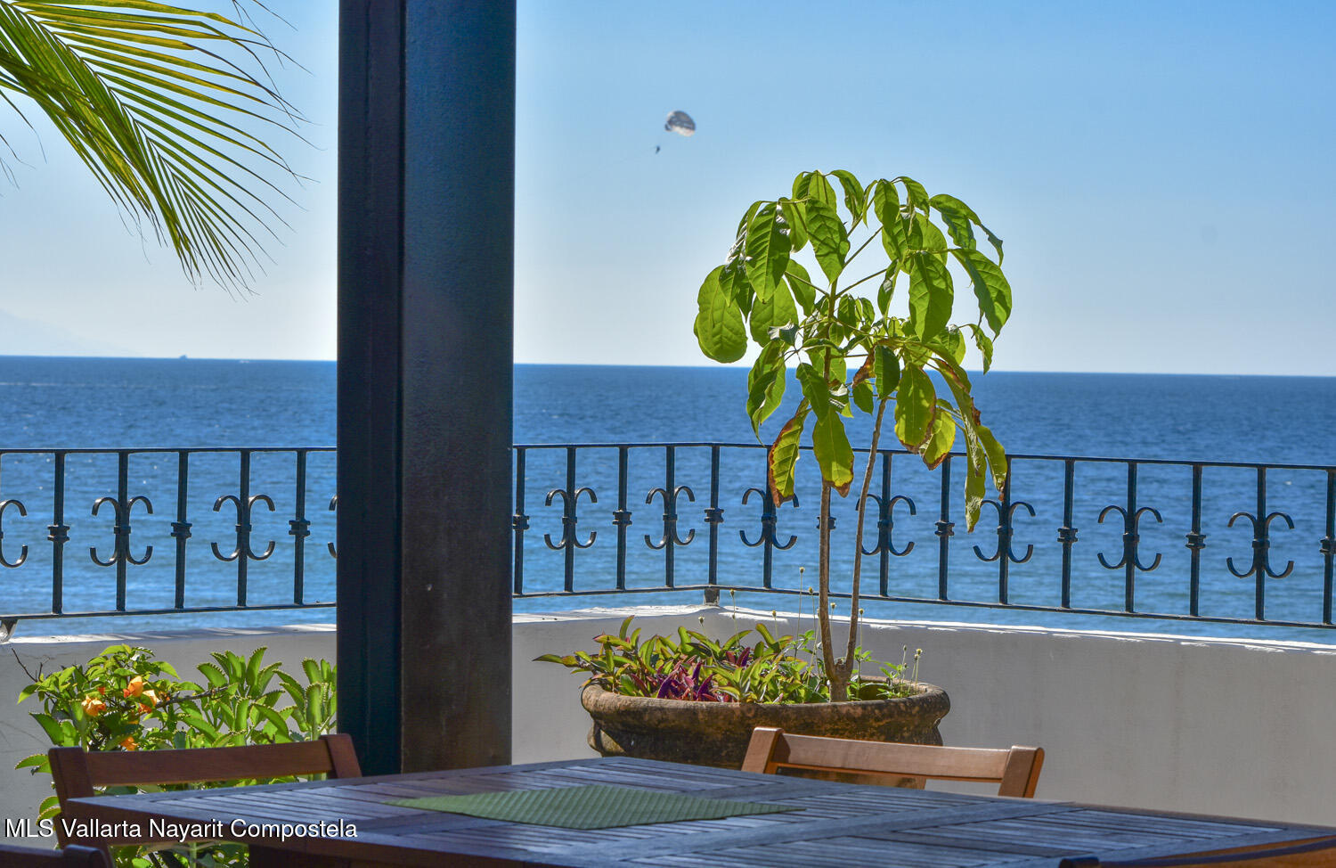 20251223011716898732000000-o