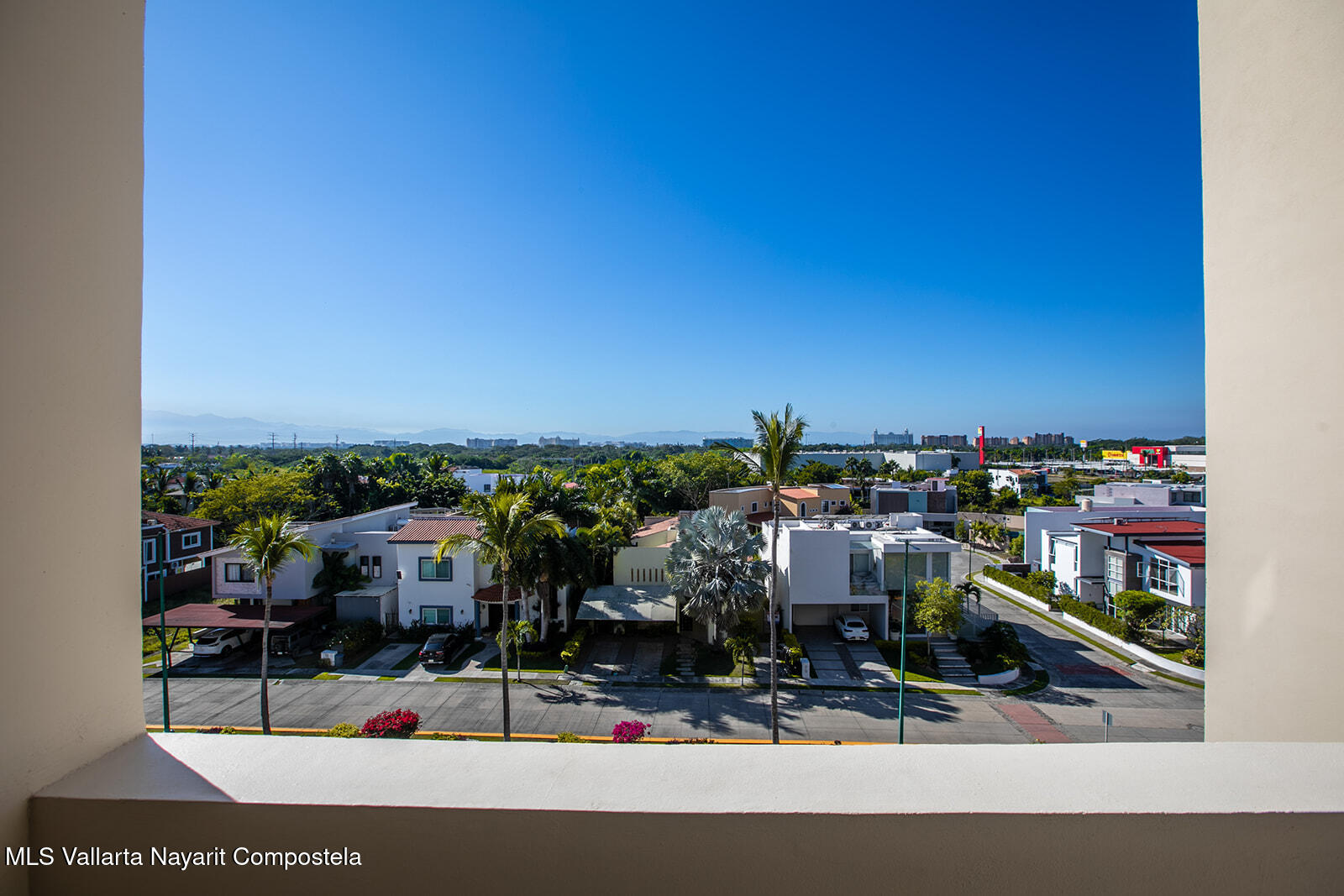 Jules Sanderson – Acosta Realty