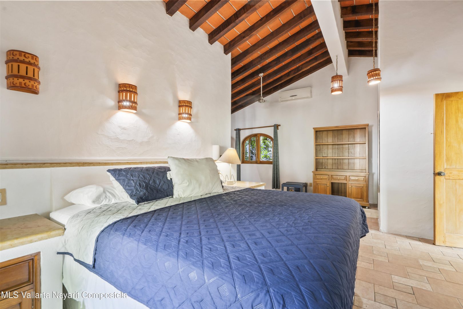 20251223180127310566000000-o