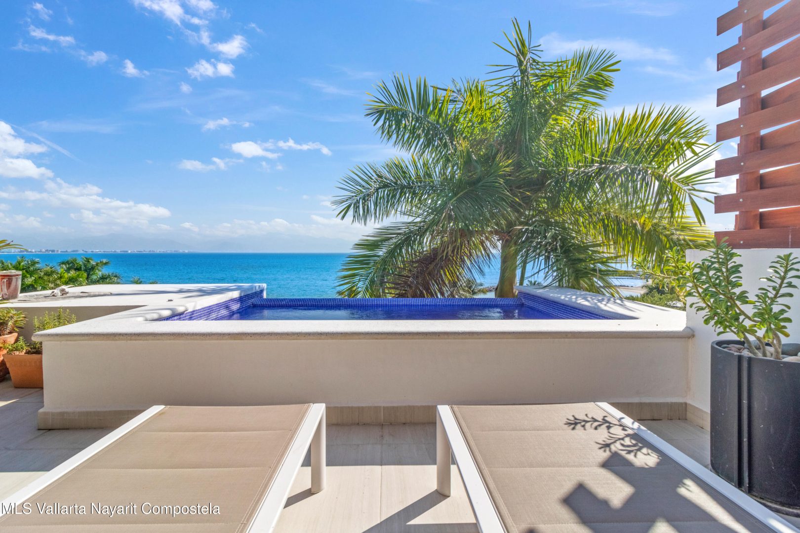 20251227001315986027000000-o