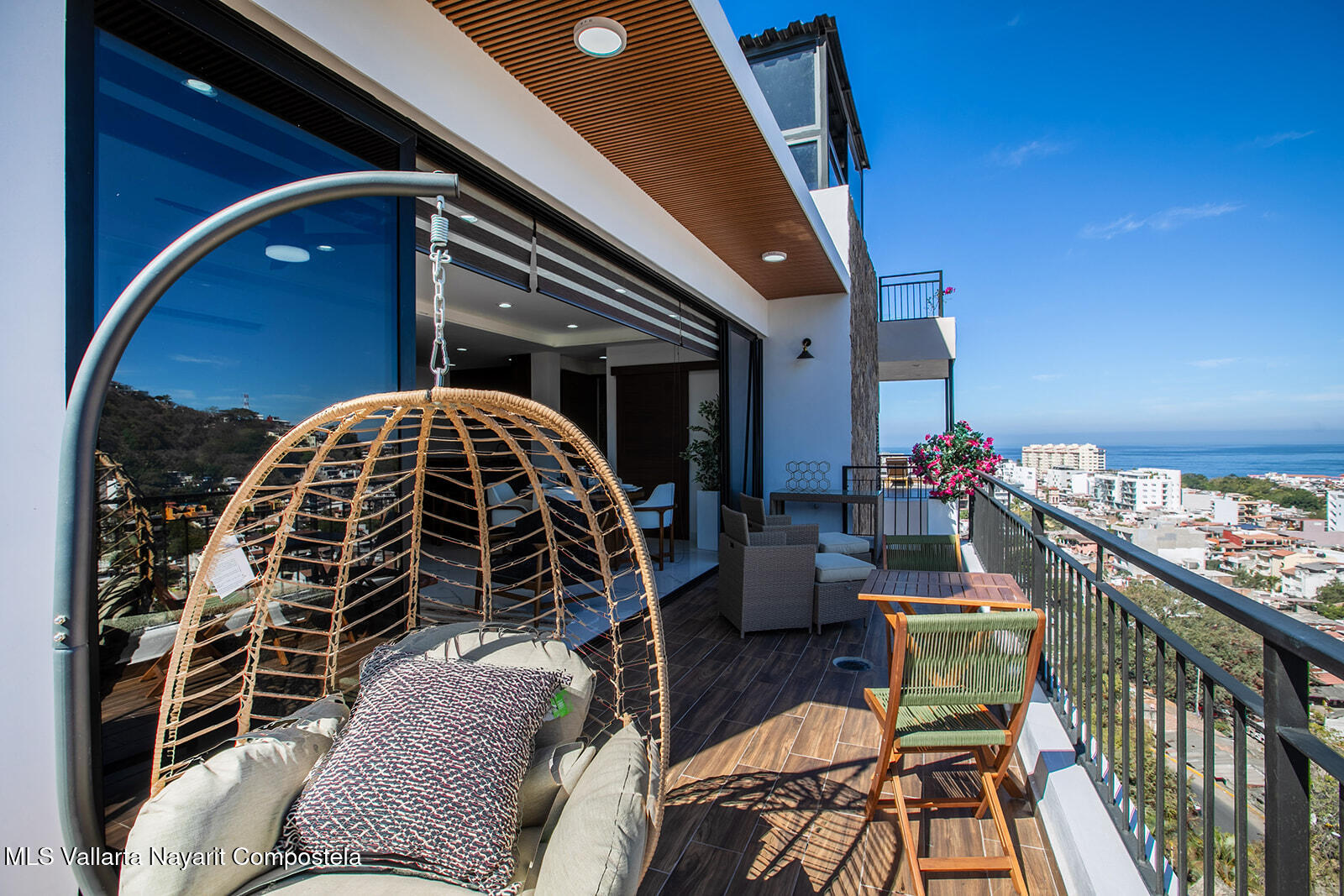 Audi – Taniel Chemsian