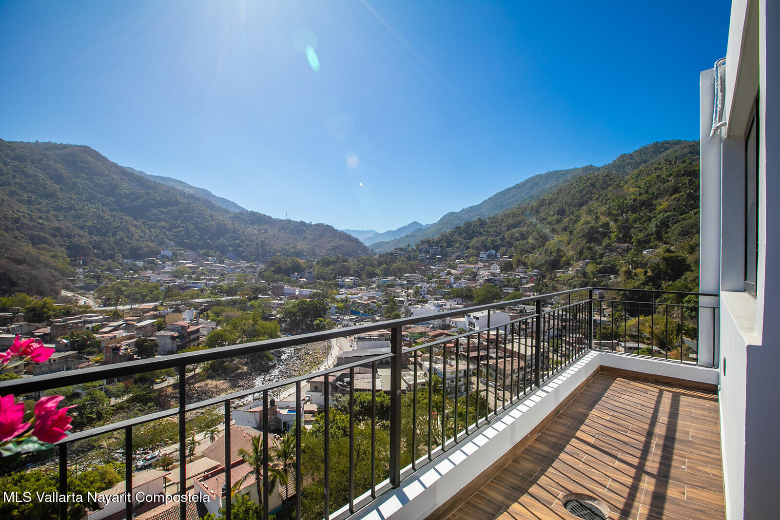 Audi – Taniel Chemsian