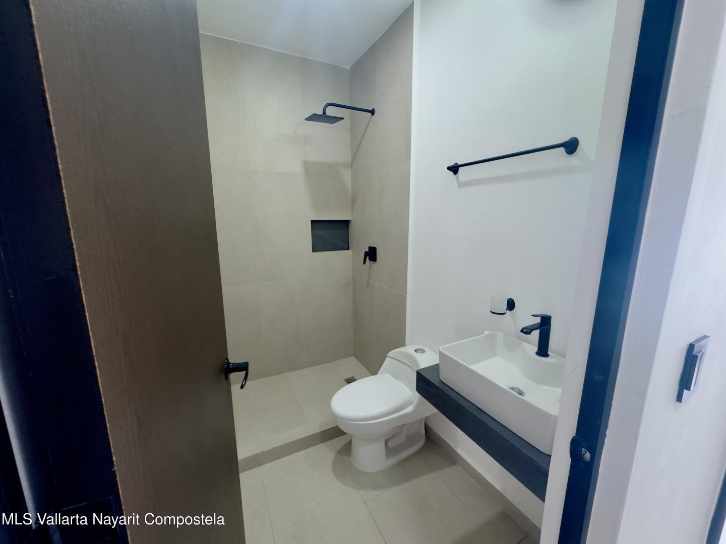 20250717235712421430000000-o