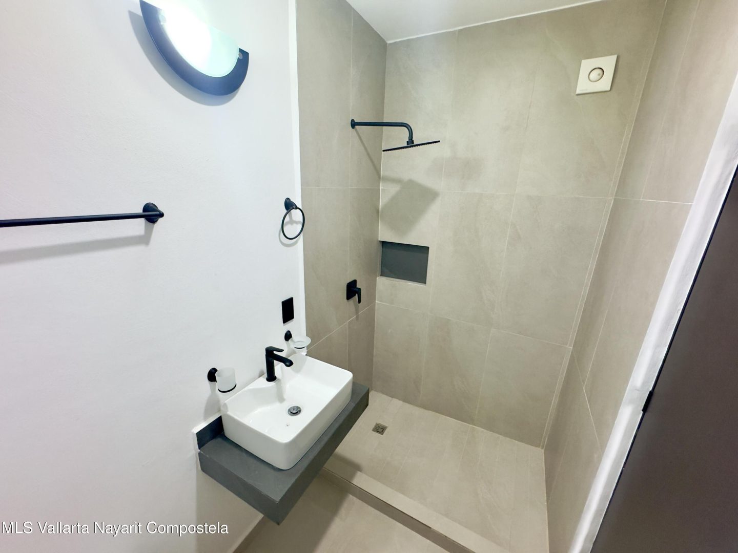 20250717235733198212000000-o