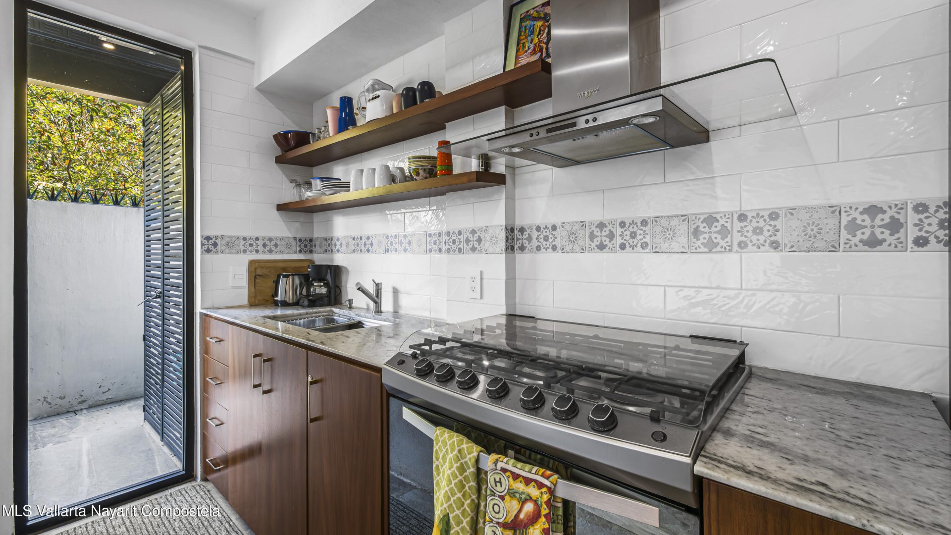 20251114151207157234000000-o