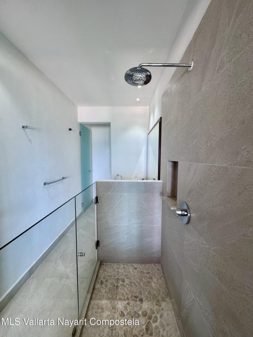 20251209035147696608000000-o