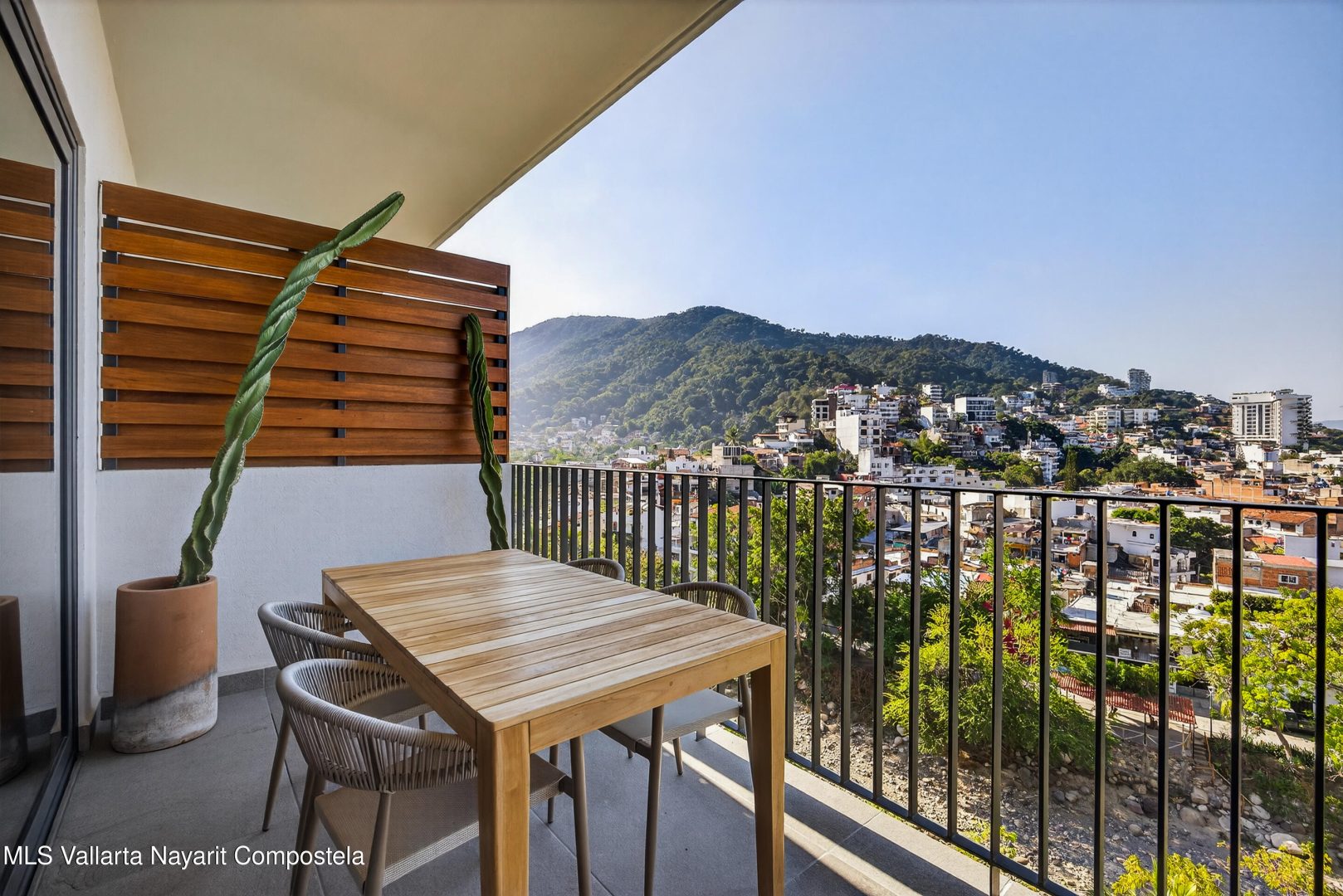 20251226203314354630000000-o