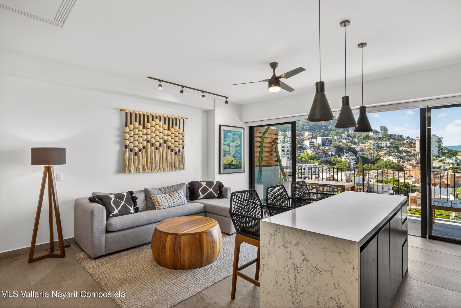 20251226203341866414000000-o