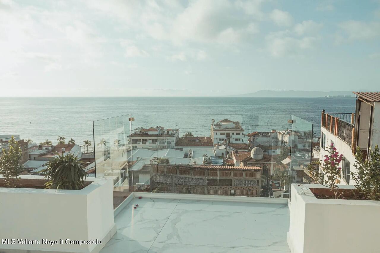 20251227212007395019000000-o