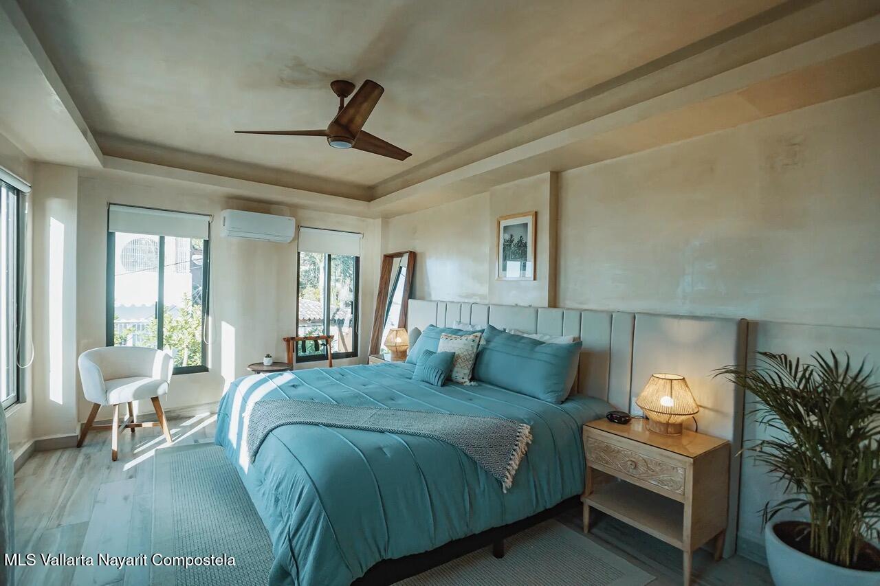 20251227212408902820000000-o