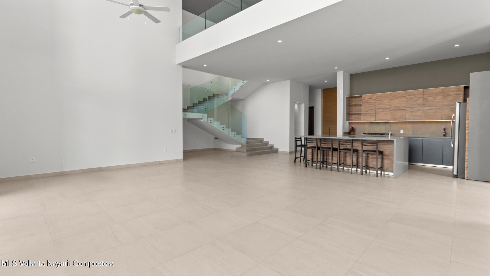 20251231234742806759000000-o