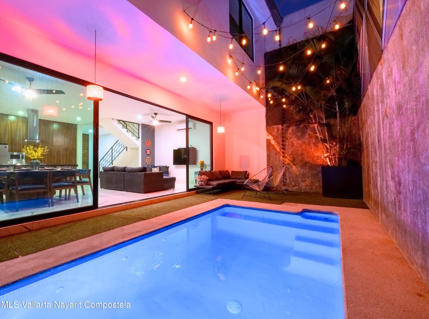 20260101172636083194000000-o