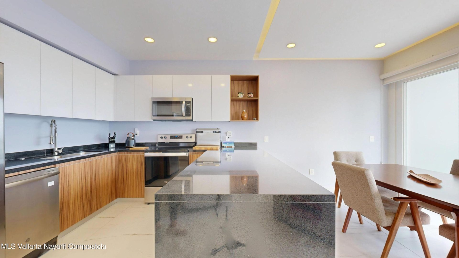 20260102200203853317000000-o