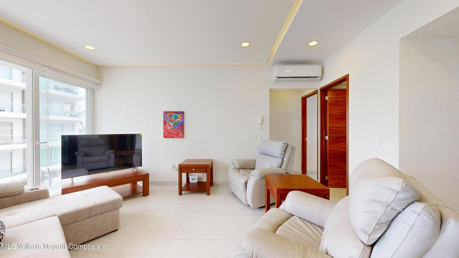 20260102200210559323000000-o