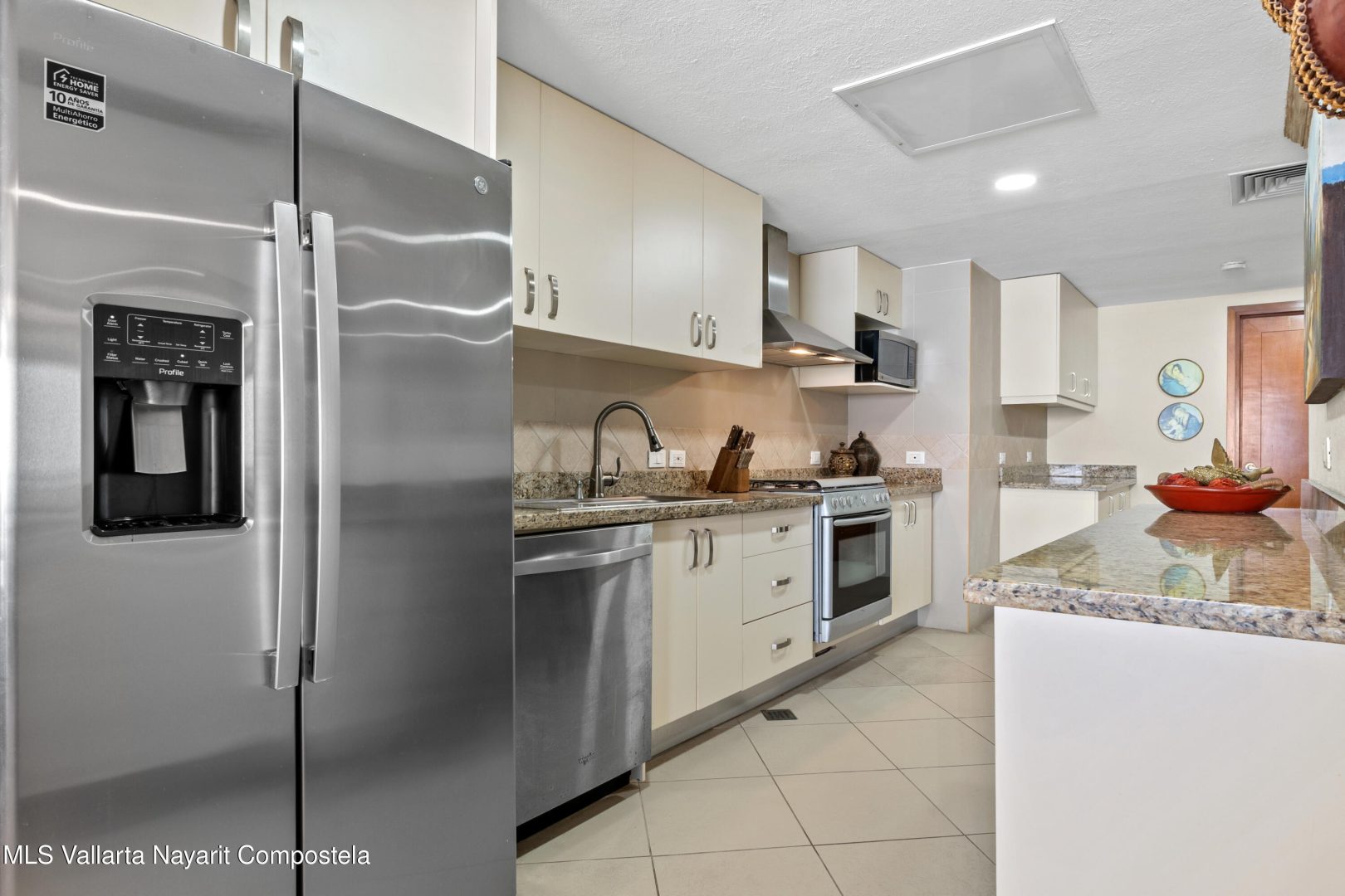 20260102211300928163000000-o