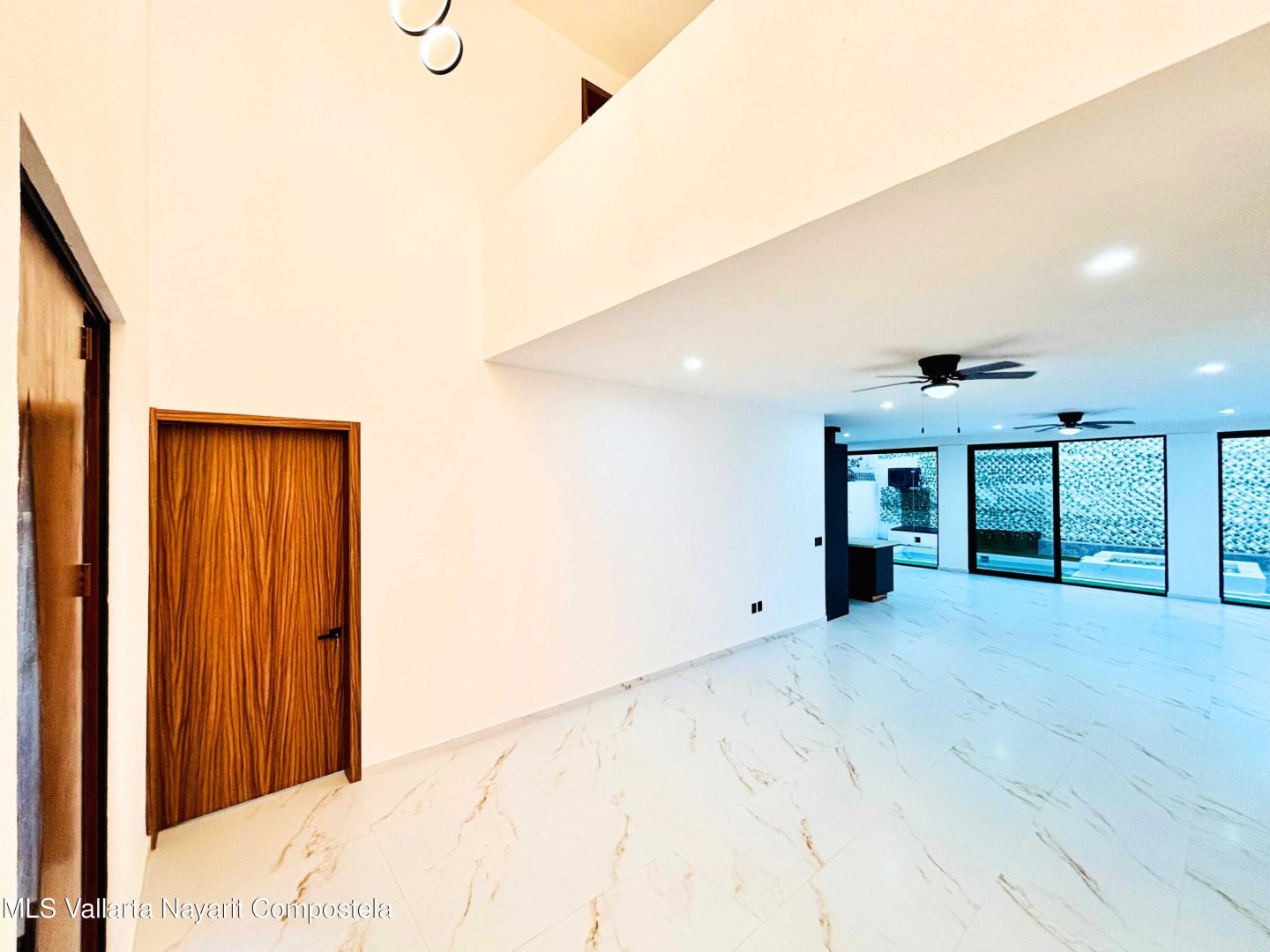 20260105222048015008000000-o