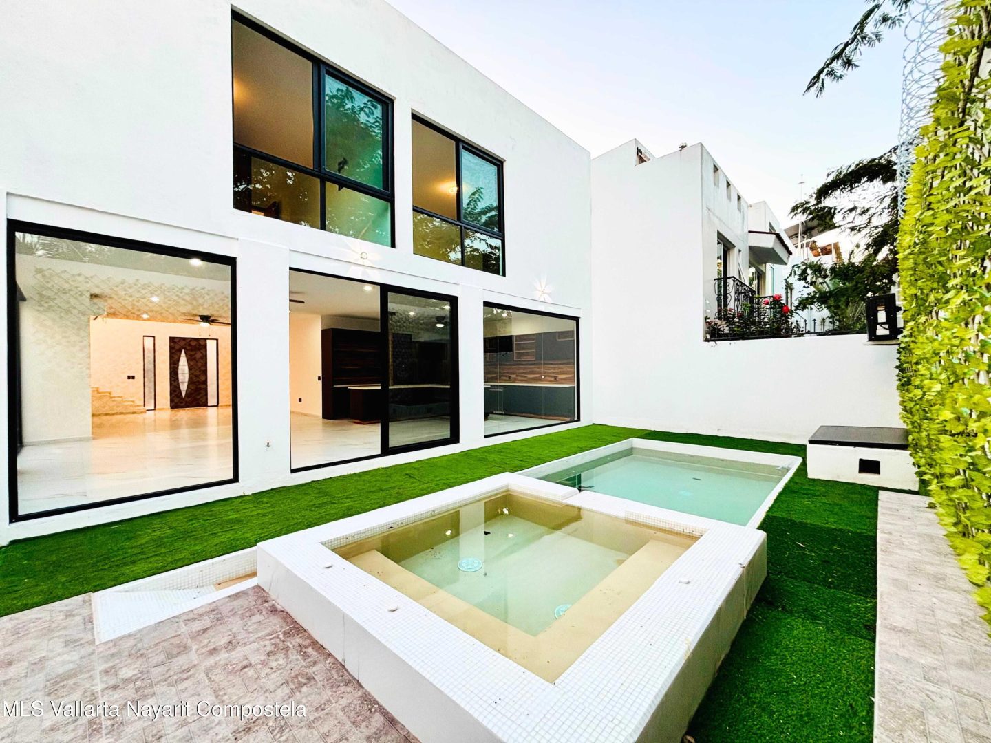 20260105222101956294000000-o