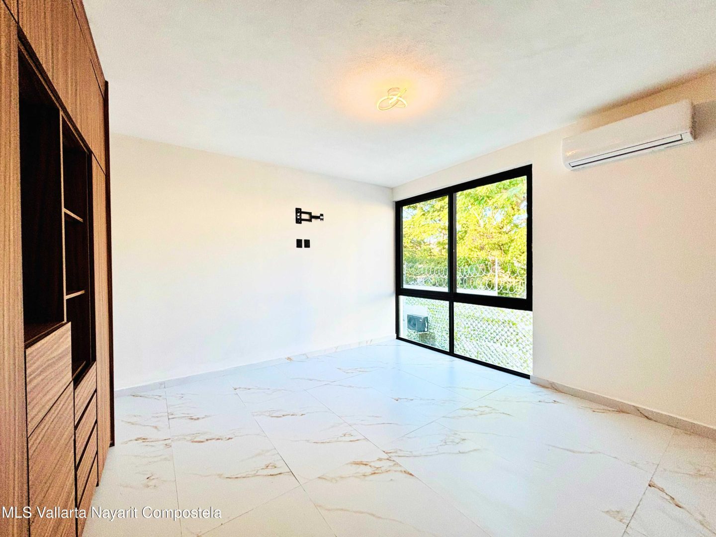 20260105222119227700000000-o