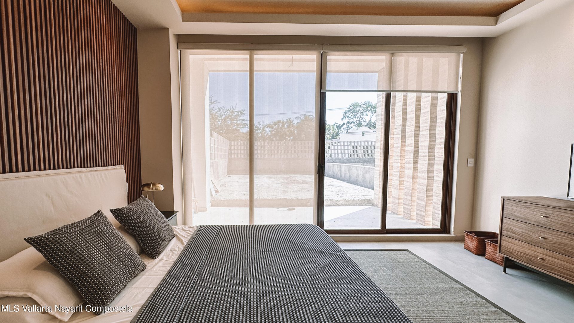 20260108184937603039000000-o